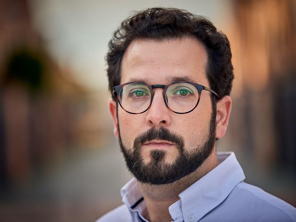 intro-banner Speaker, formador y consultor en salud y farmacia comunitaria - Guillermo Estrada Riolobos